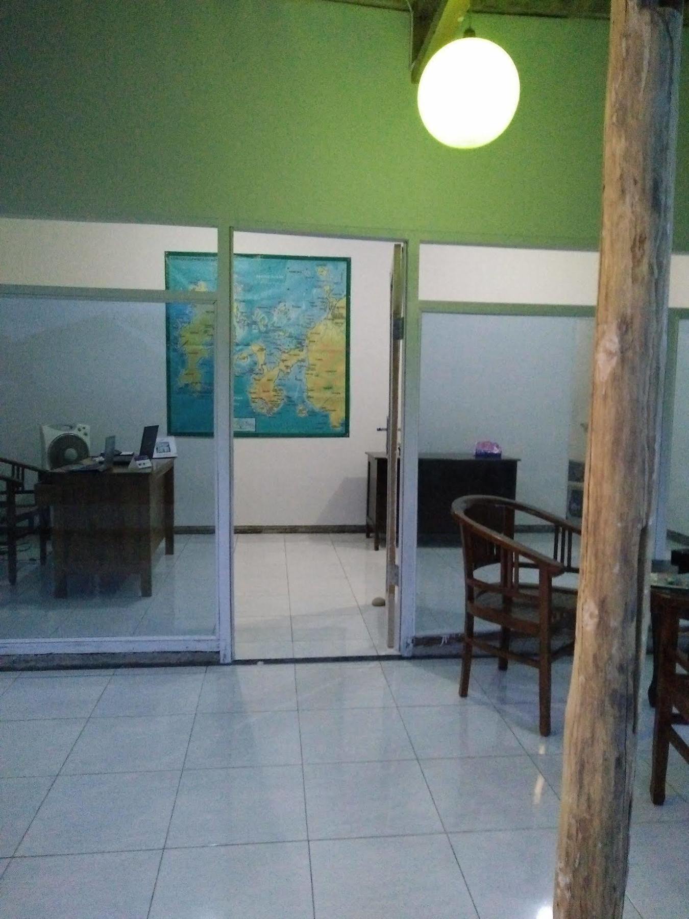 Cahaya Adrian Near Komodo Airport Labuan Bajo Exteriör bild